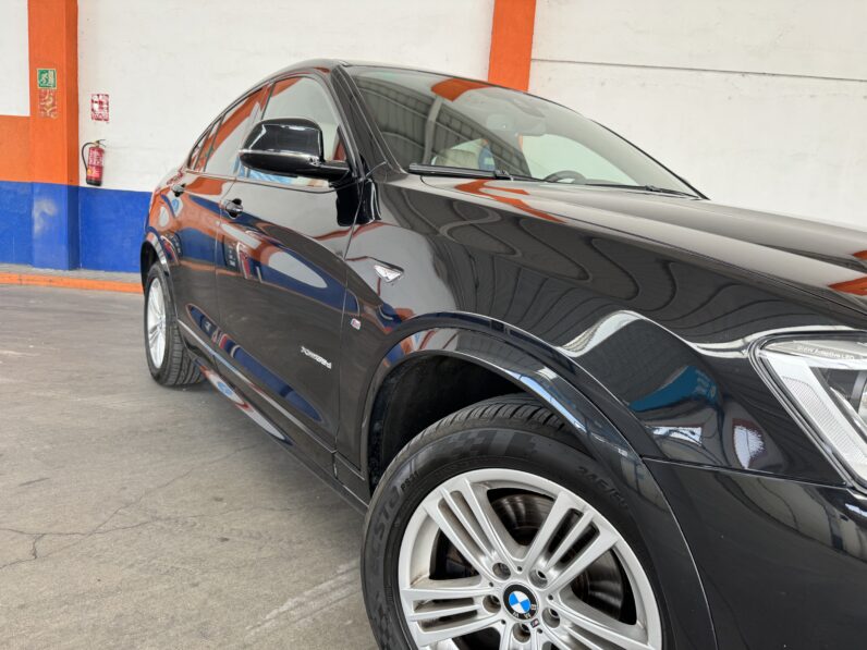 
								BMW X4 xDrive 35d completo									