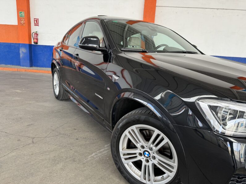 
								BMW X4 xDrive 35d completo									