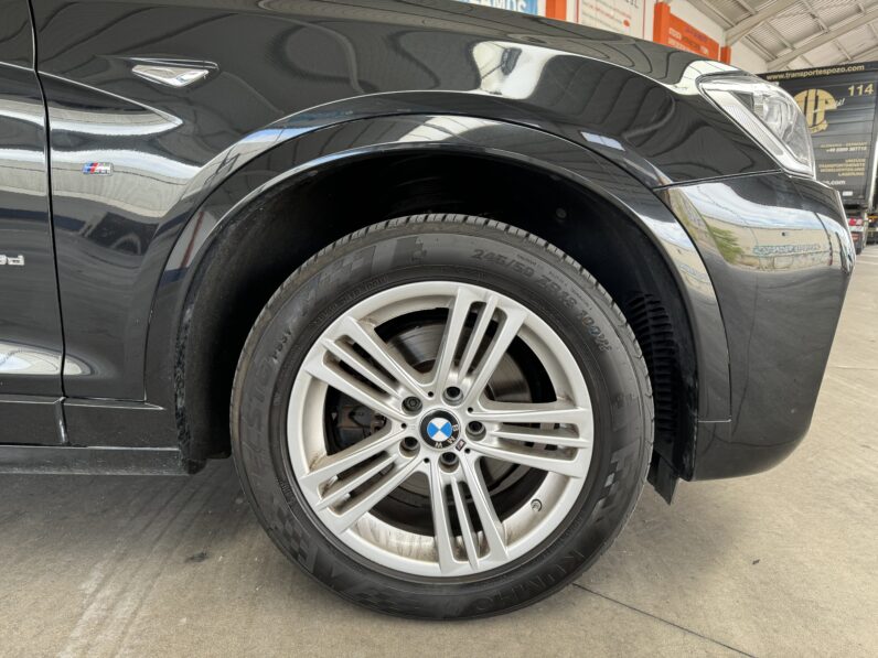 
								BMW X4 xDrive 35d completo									