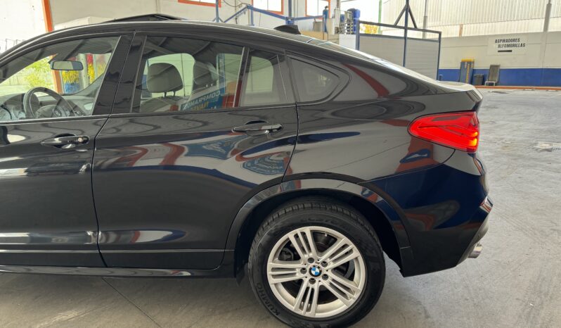 
								BMW X4 xDrive 35d completo									