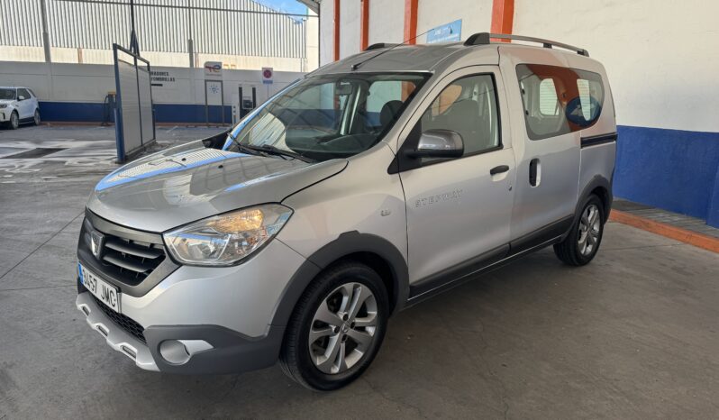 
								DACIA Dokker Stepway completo									