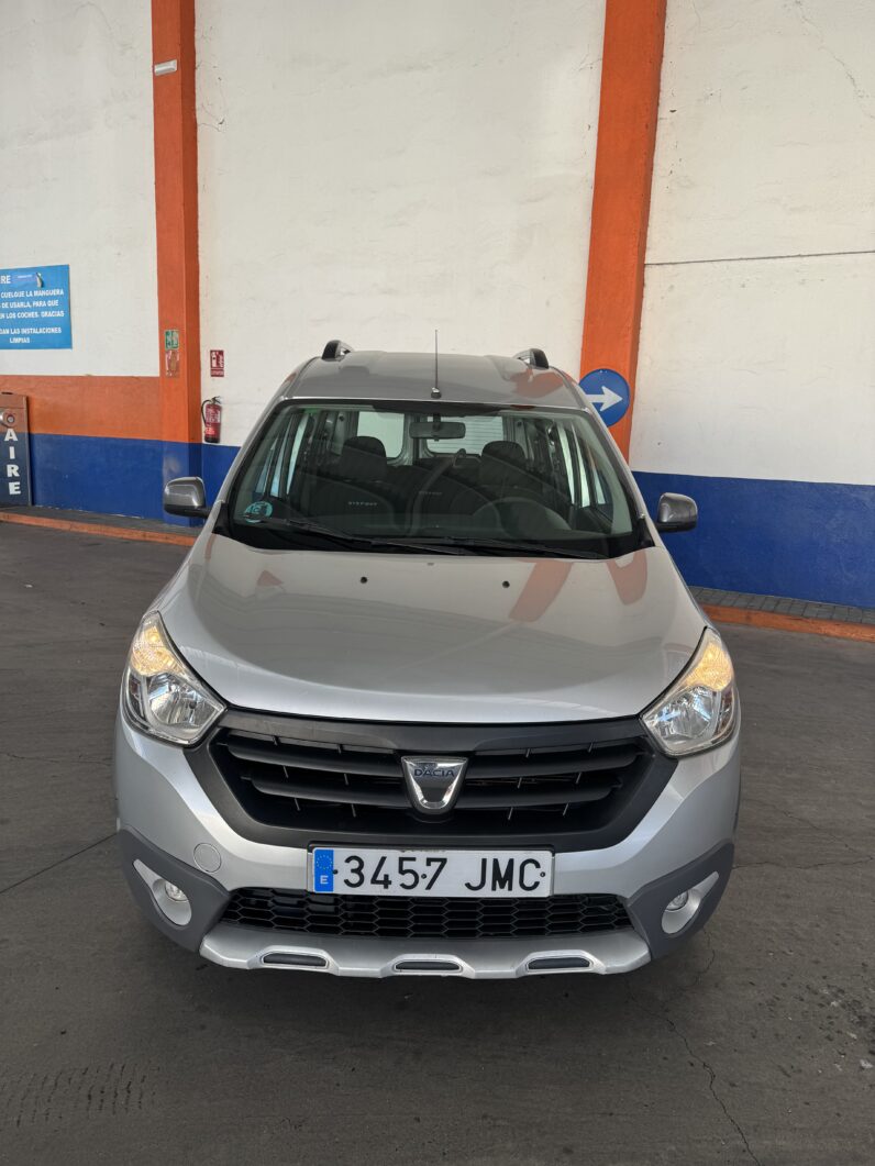 
								DACIA Dokker Stepway completo									