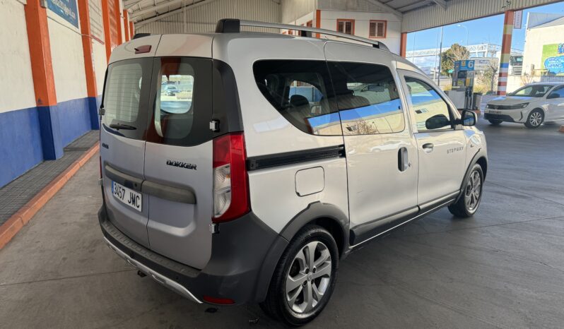 
								DACIA Dokker Stepway completo									