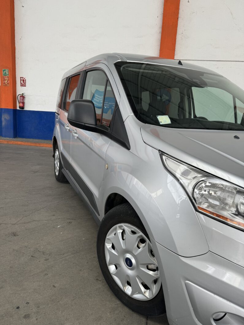 
								FORD Tourneo Connect Compact 1.6 TDCi Titanium completo									