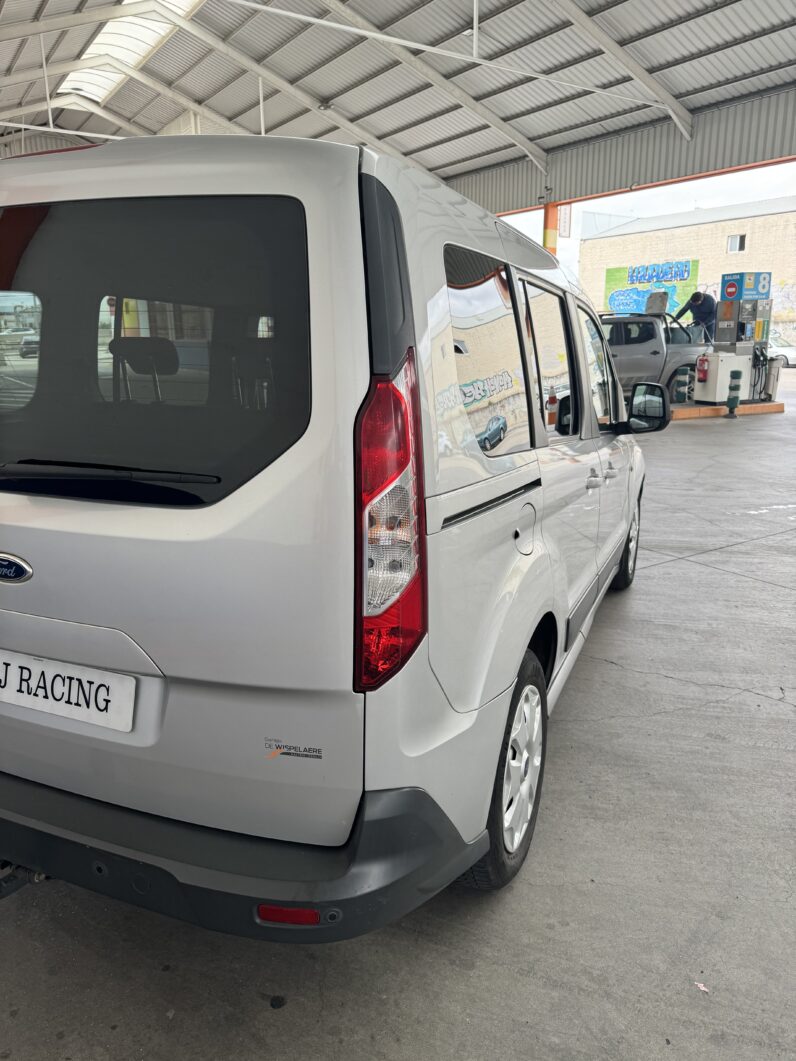 
								FORD Tourneo Connect Compact 1.6 TDCi Titanium completo									