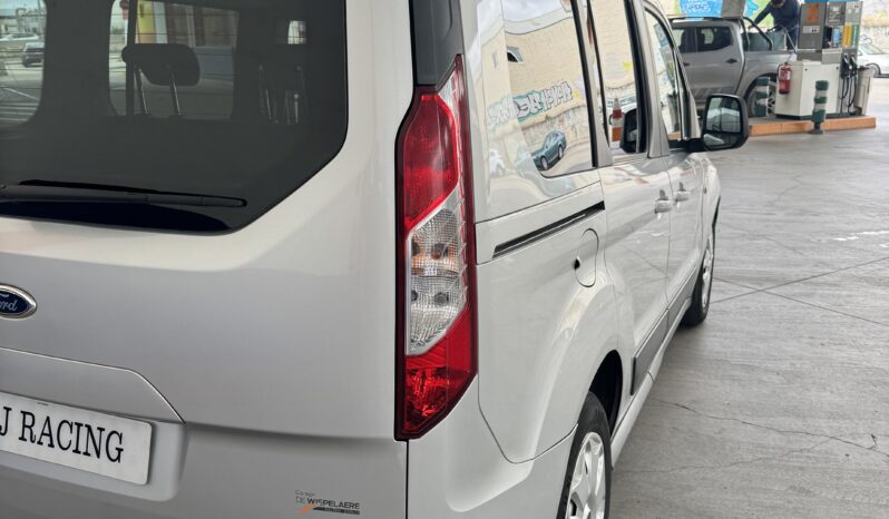 
								FORD Tourneo Connect Compact 1.6 TDCi Titanium completo									