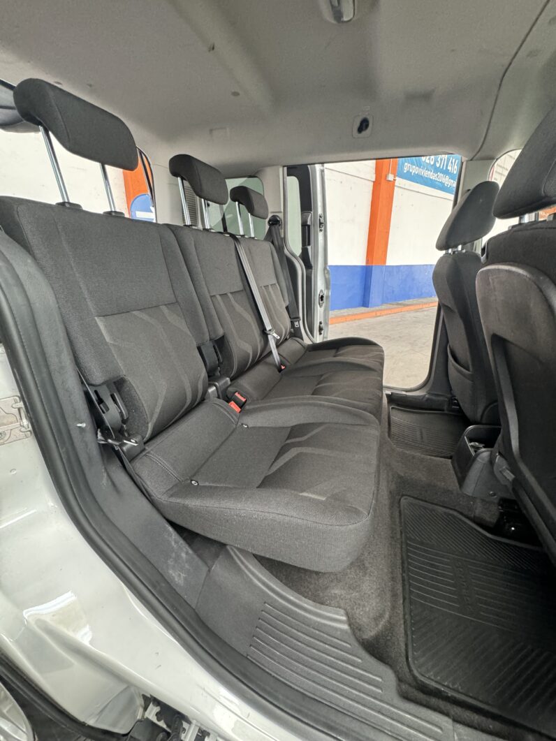 
								FORD Tourneo Connect Compact 1.6 TDCi Titanium completo									