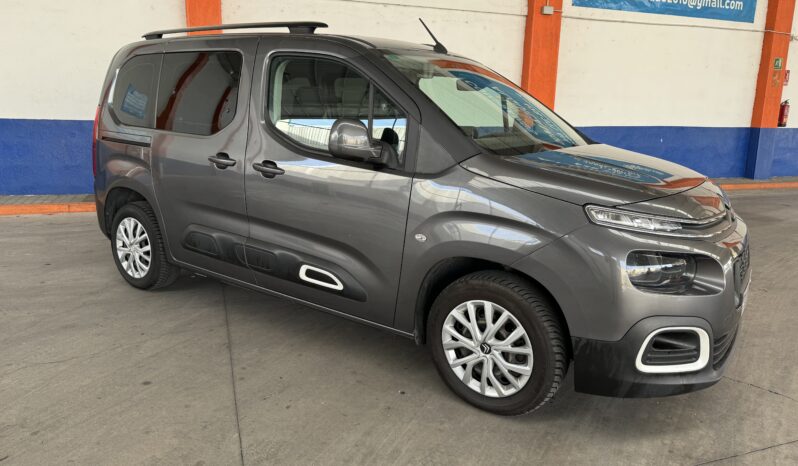 
								CITROEN Berlingo Talla M BlueHDi 100 FEEL completo									