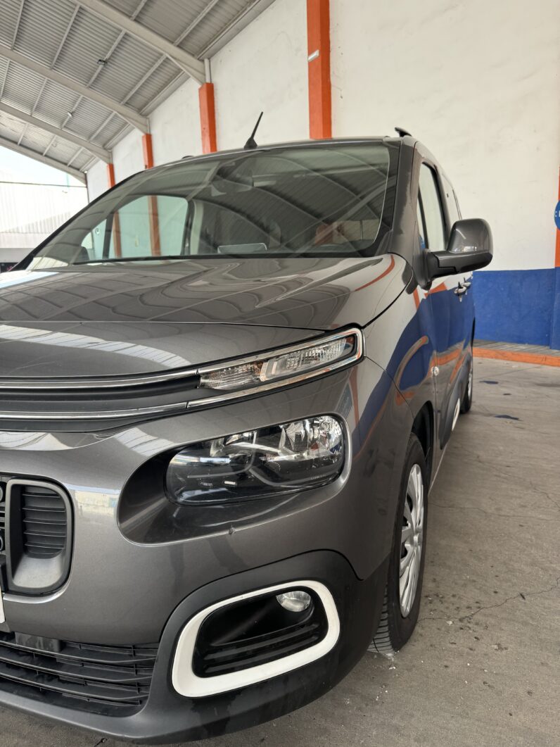 
								CITROEN Berlingo Talla M BlueHDi 100 FEEL completo									