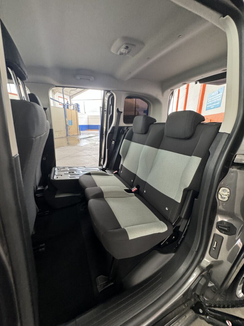 
								CITROEN Berlingo Talla M BlueHDi 100 FEEL completo									