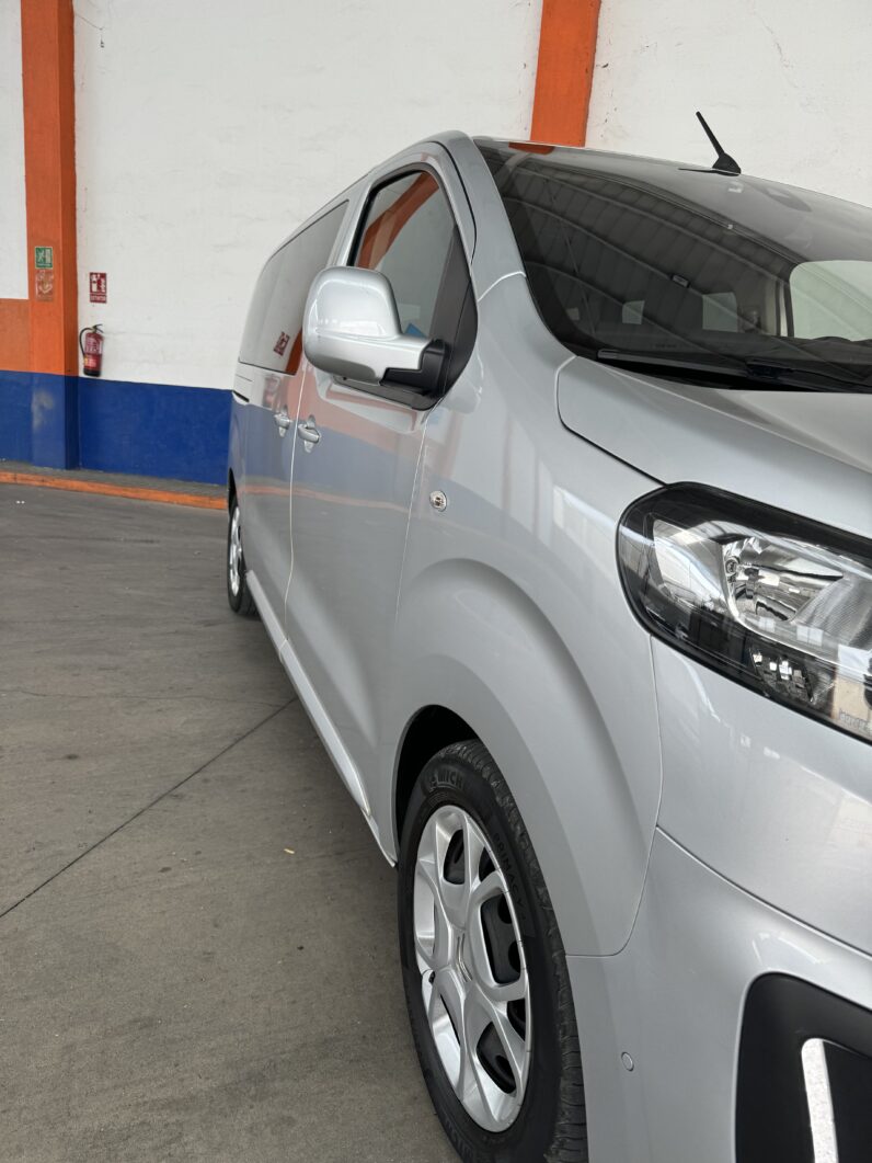 
								CITROEN Spacetourer Talla M BlueHDi Feel completo									