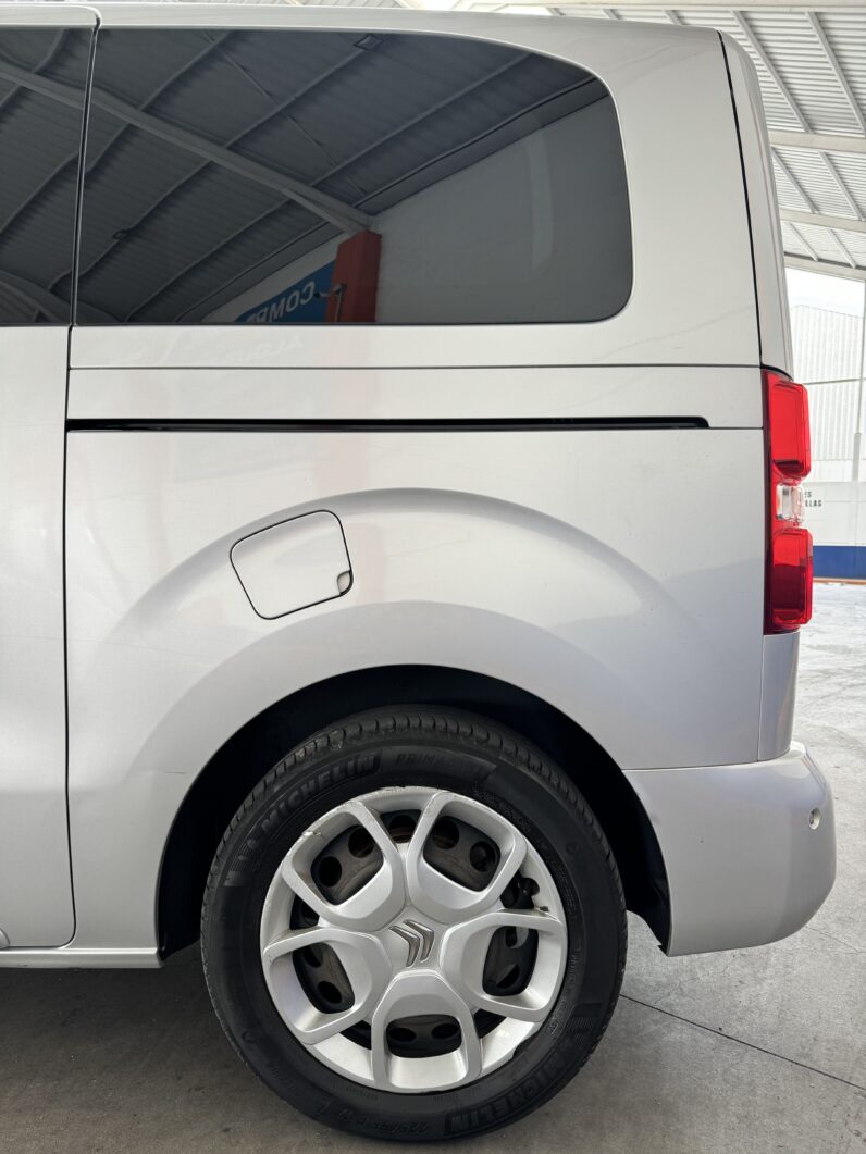 
								CITROEN Spacetourer Talla M BlueHDi Feel completo									