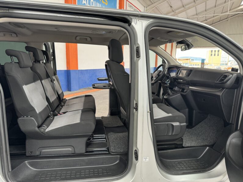 
								CITROEN Spacetourer Talla M BlueHDi Feel completo									