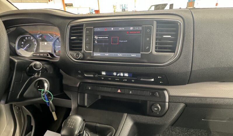 
								CITROEN Spacetourer Talla M BlueHDi Feel completo									