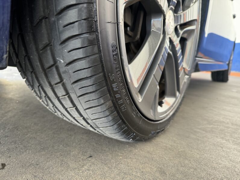 
								PEUGEOT 308 GT 180 EAT6 164K completo									