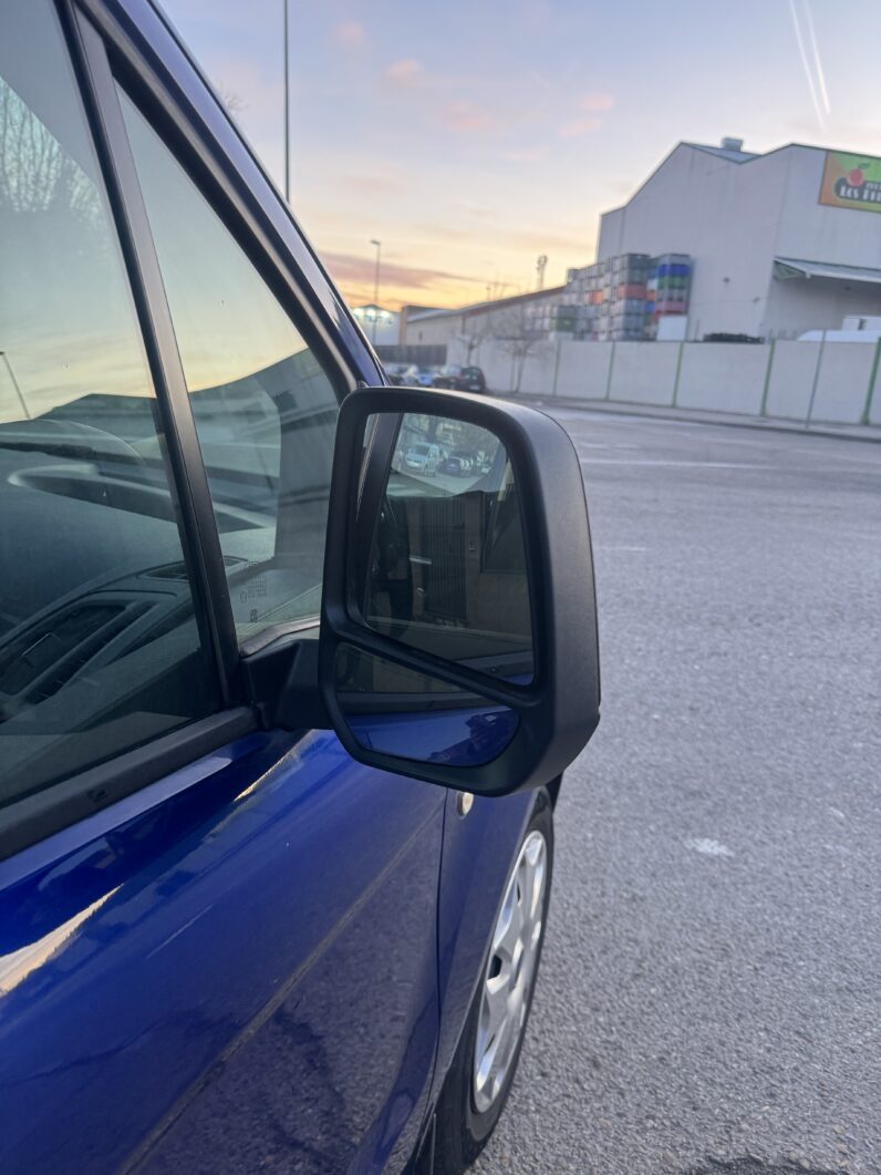 
								FORD Tourneo Connect 1.5 TDCi Trend completo									